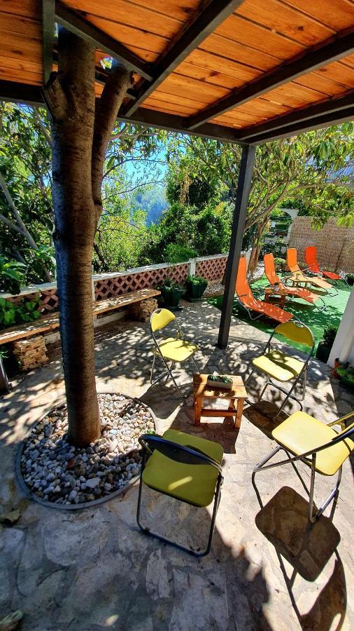 Apartments Viki Split Bagian luar foto