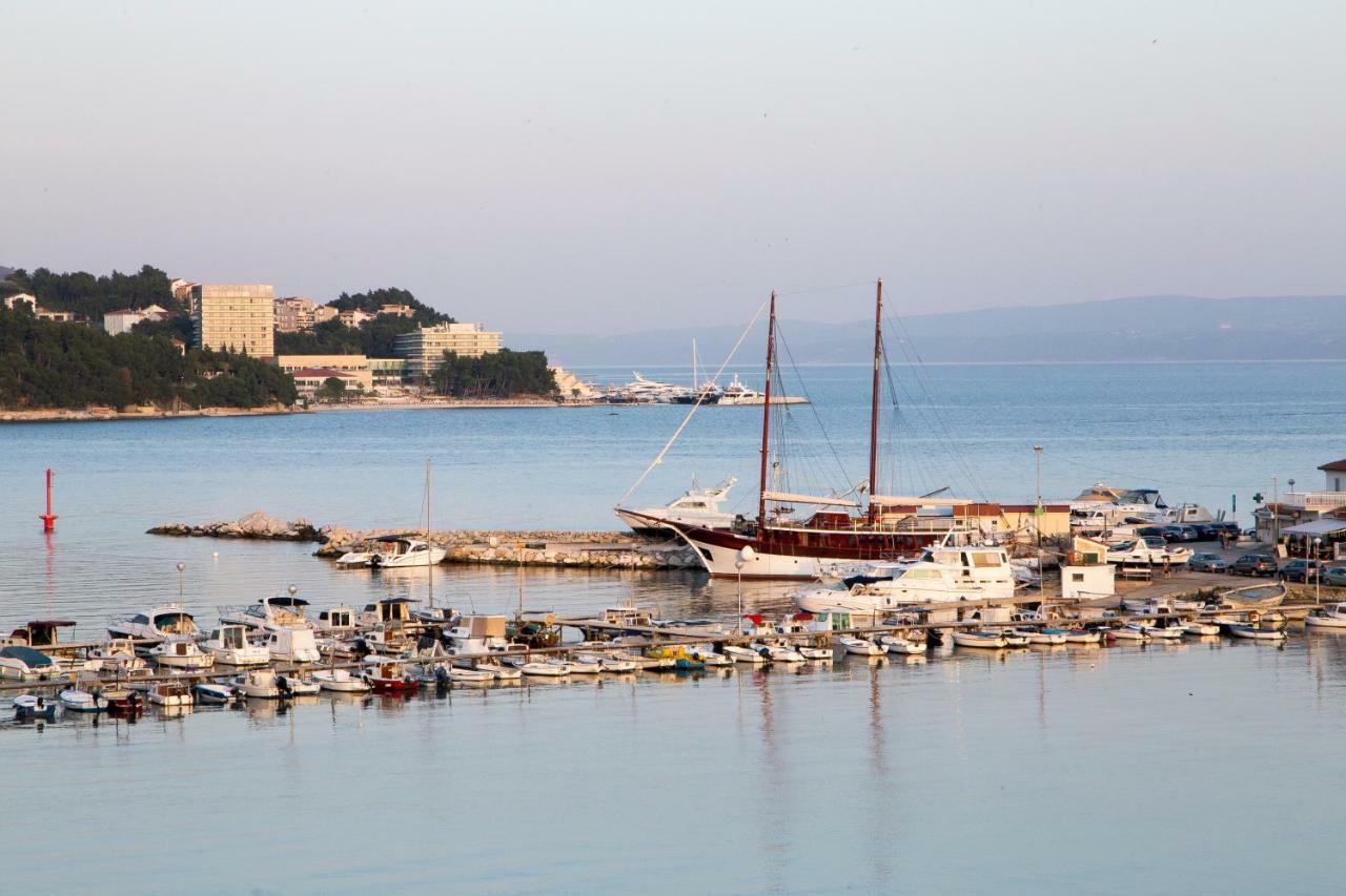 Apartments Viki Split Bagian luar foto