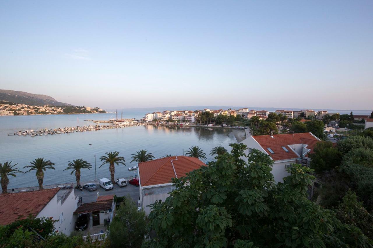 Apartments Viki Split Bagian luar foto